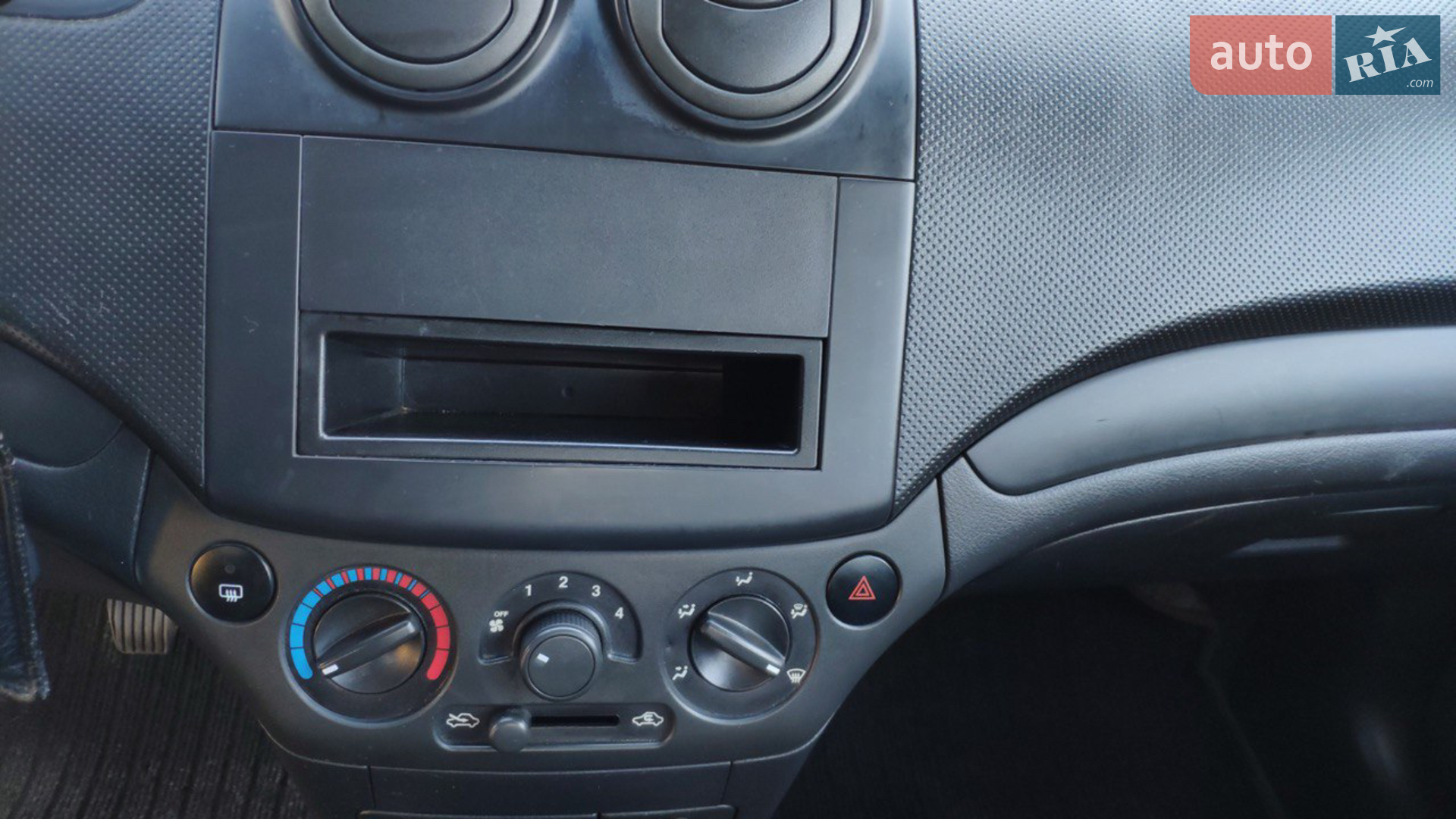 2011 Chevrolet Aveo - мініатюра 5