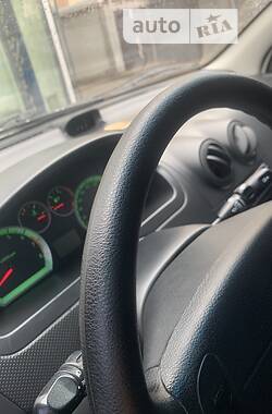 Седан Chevrolet Aveo 2011 в 
