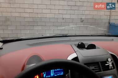 Седан Chevrolet Aveo 2011 в Києві