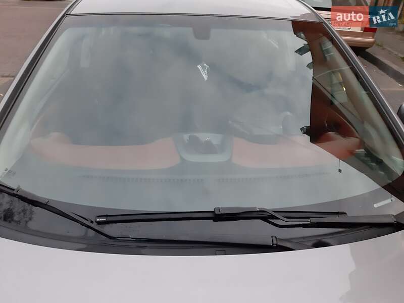 Седан Chevrolet Aveo 2011 в Києві