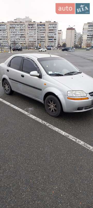 Хетчбек Chevrolet Aveo 2005 в Києві