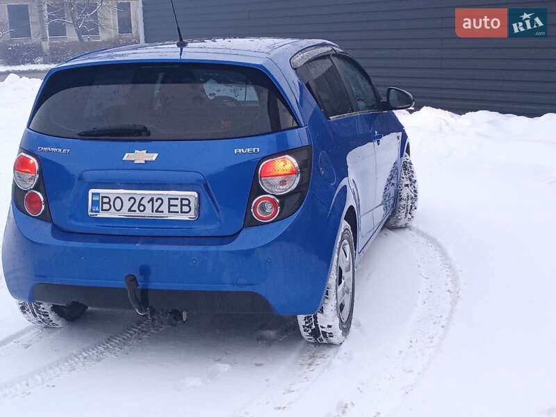 Хэтчбек Chevrolet Aveo 2013 в Ивано-Франковске