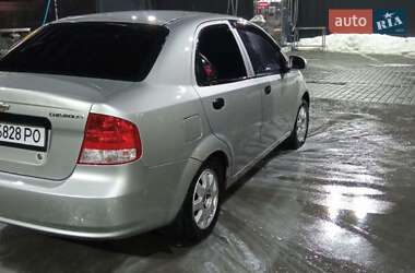 Седан Chevrolet Aveo 2004 в 