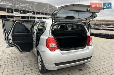 Хэтчбек Chevrolet Aveo 2010 в Львове