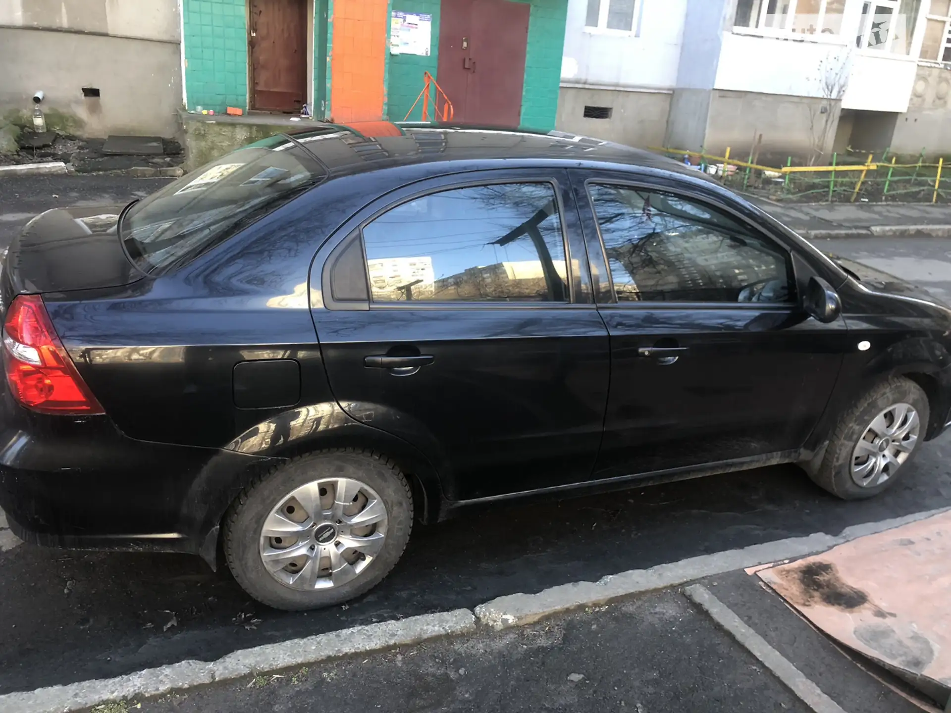 2011 Chevrolet Aveo - мініатюра 2