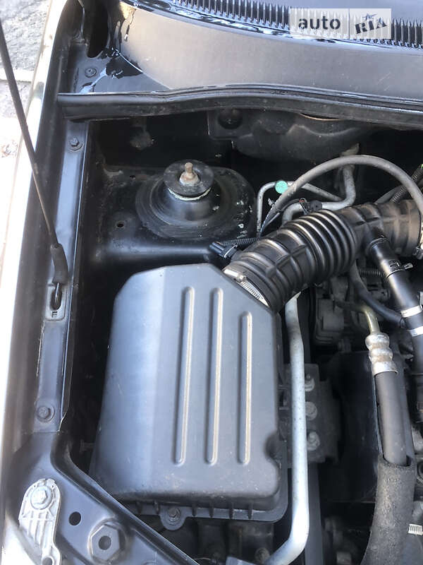 Минивэн Chevrolet Aveo 2011 в Березане фото 6 Минивэн Chevrolet Aveo 2011 в Березане