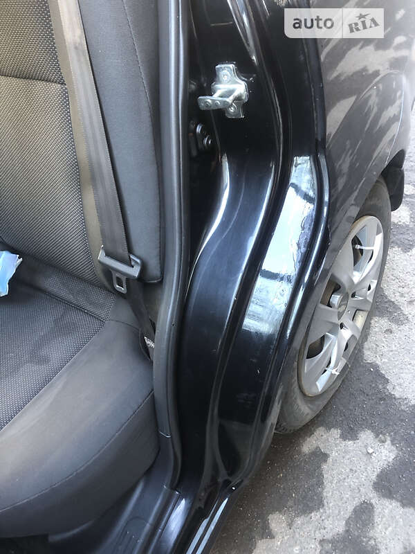 Минивэн Chevrolet Aveo 2011 в Березане фото 11 Минивэн Chevrolet Aveo 2011 в Березане