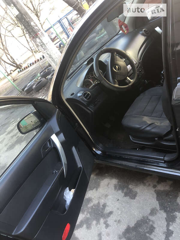 Минивэн Chevrolet Aveo 2011 в Березане фото 15 Минивэн Chevrolet Aveo 2011 в Березане
