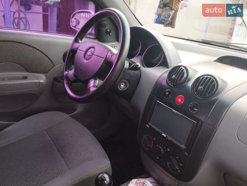 Седан Chevrolet Aveo 2005 в Одессе