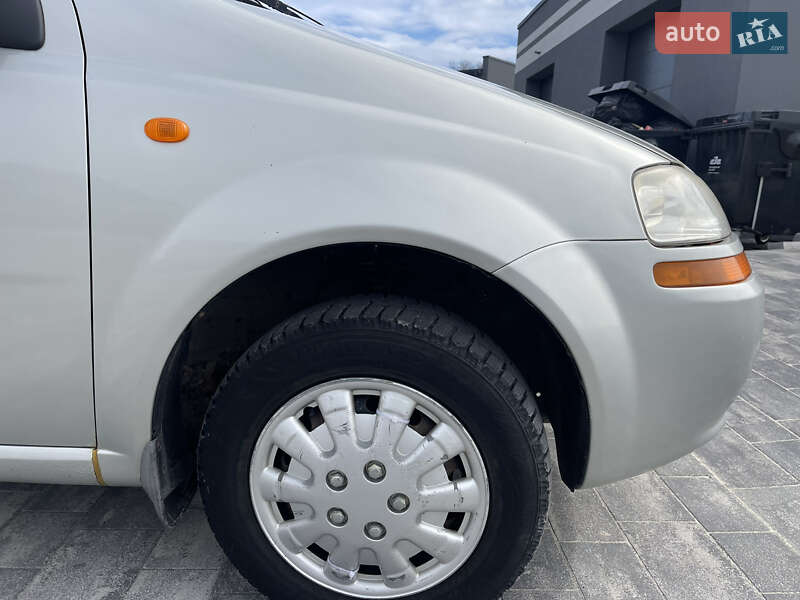 Седан Chevrolet Aveo 2004 в Луцке фото 15 Седан Chevrolet Aveo 2004 в Луцке
