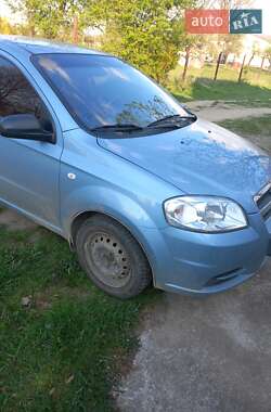 Седан Chevrolet Aveo 2011 в Тячеве