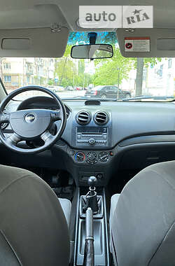 Седан Chevrolet Aveo 2008 в Киеве