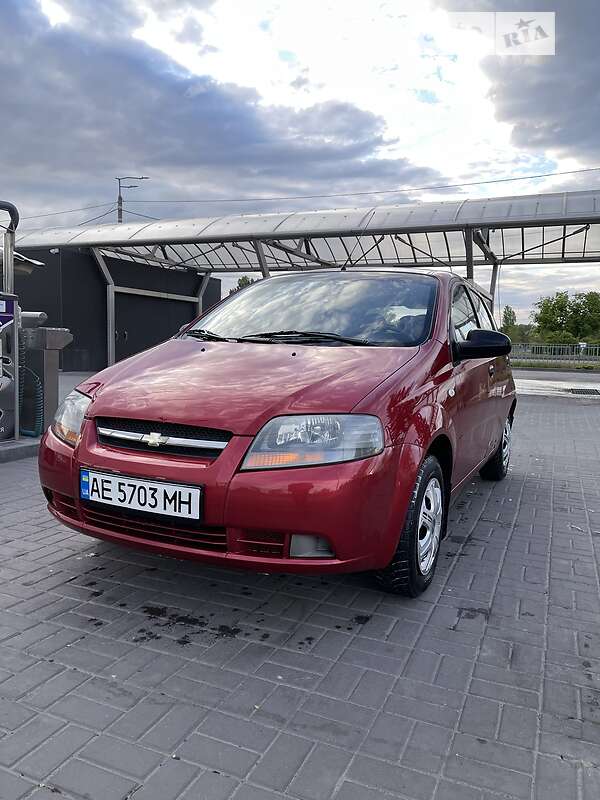 Хэтчбек Chevrolet Aveo 2007 в 