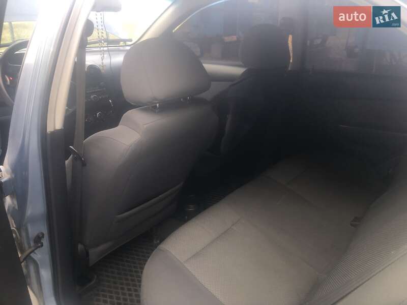Седан Chevrolet Aveo 2006 в Кременчуге фото 5 Седан Chevrolet Aveo 2006 в Кременчуге