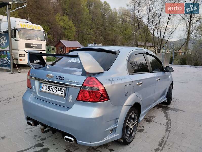 Седан Chevrolet Aveo 2008 в Тячеві