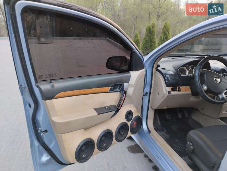 Седан Chevrolet Aveo 2008 в Тячеві