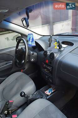 Седан Chevrolet Aveo 2005 в 