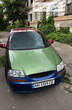 Седан Chevrolet Aveo 2004 в Житомирі