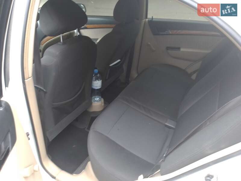 Седан Chevrolet Aveo 2008 в Кривом Роге фото 2 Седан Chevrolet Aveo 2008 в Кривом Роге