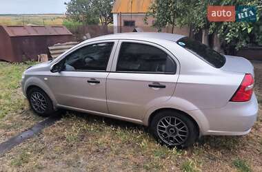 Седан Chevrolet Aveo 2007 в Кривому Розі