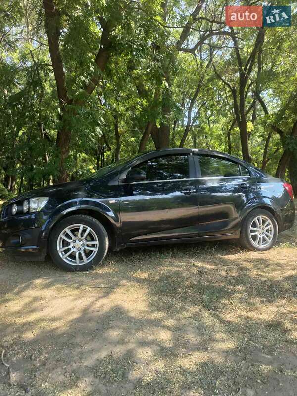 Седан Chevrolet Aveo 2012 в Одессе