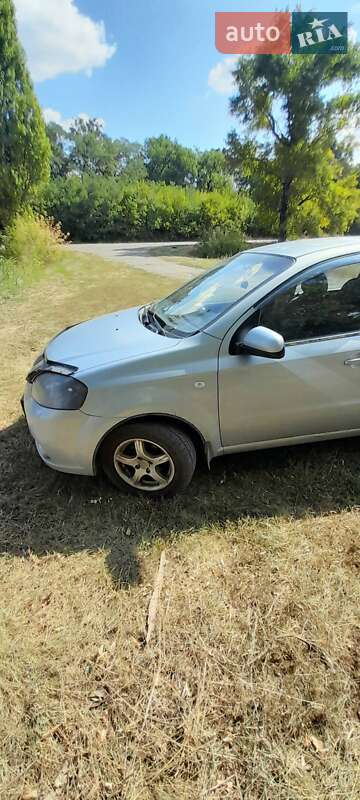 Седан Chevrolet Aveo 2008 в Синельниково