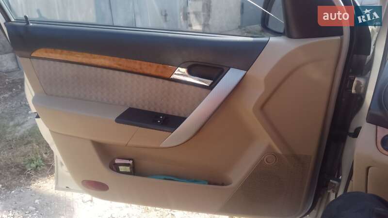 Седан Chevrolet Aveo 2008 в Каменском
