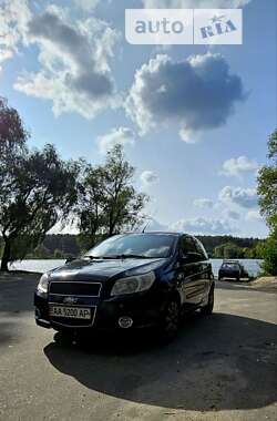 Хэтчбек Chevrolet Aveo 2008 в Киеве