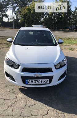 Хэтчбек Chevrolet Aveo 2012 в Киеве