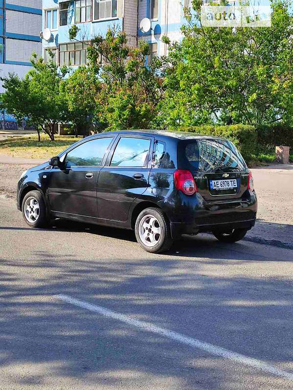 Хэтчбек Chevrolet Aveo 2008 в Каменском