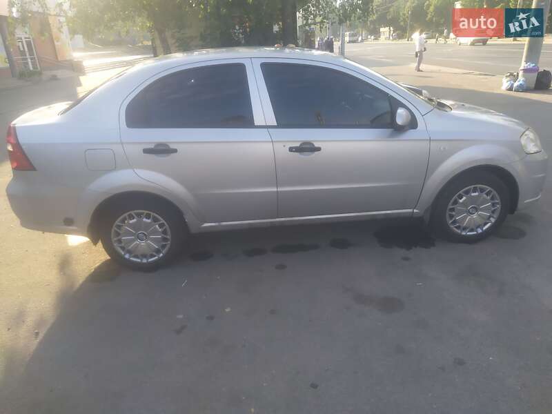 Седан Chevrolet Aveo 2010 в 
