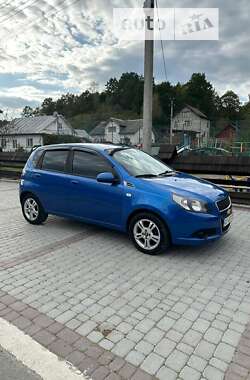 Хетчбек Chevrolet Aveo 2011 в Надвірній