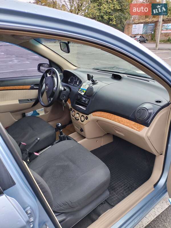 Седан Chevrolet Aveo 2007 в Черкассах