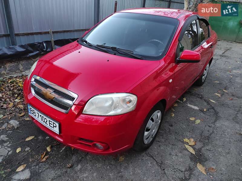 Седан Chevrolet Aveo 2008 в Полтаве