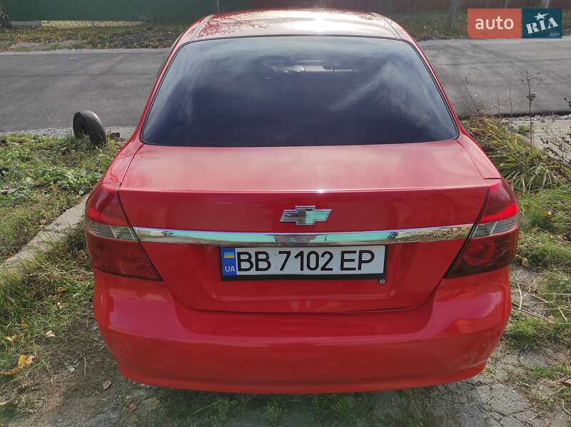 Седан Chevrolet Aveo 2008 в Полтаве