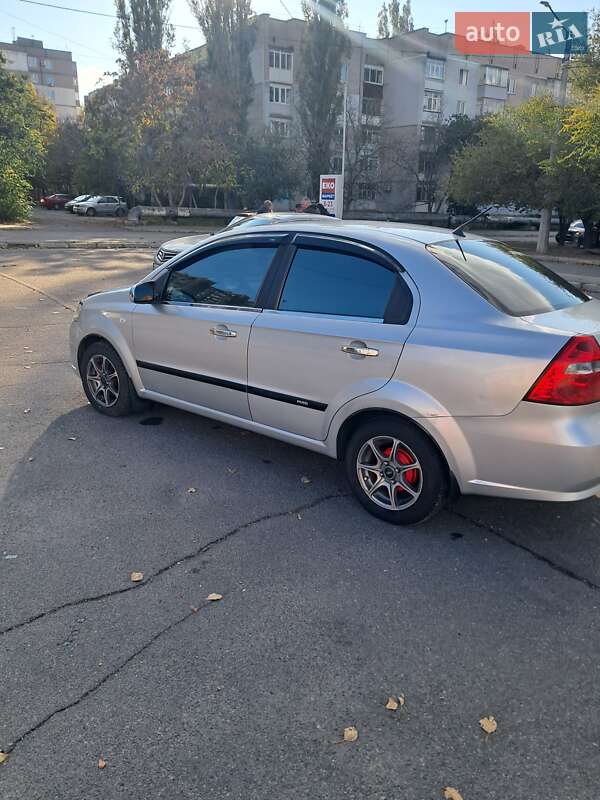 Седан Chevrolet Aveo 2007 в Миколаєві