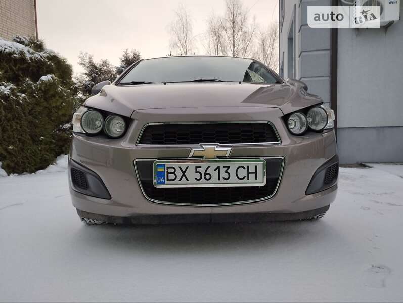 Седан Chevrolet Aveo 2013 в Славуте