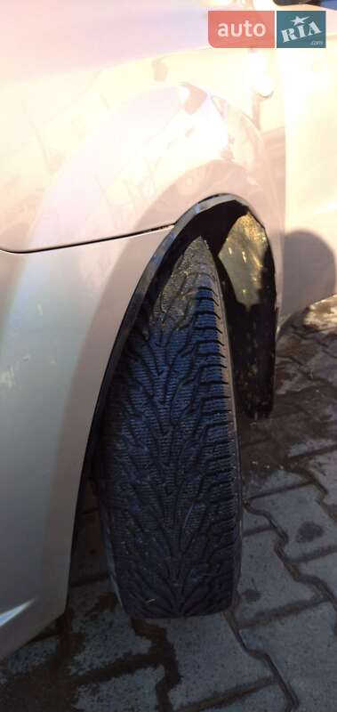 Седан Chevrolet Aveo 2008 в Черновцах
