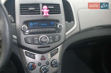 Седан Chevrolet Aveo 2011 в 