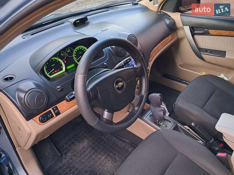 Седан Chevrolet Aveo 2008 в Одессе