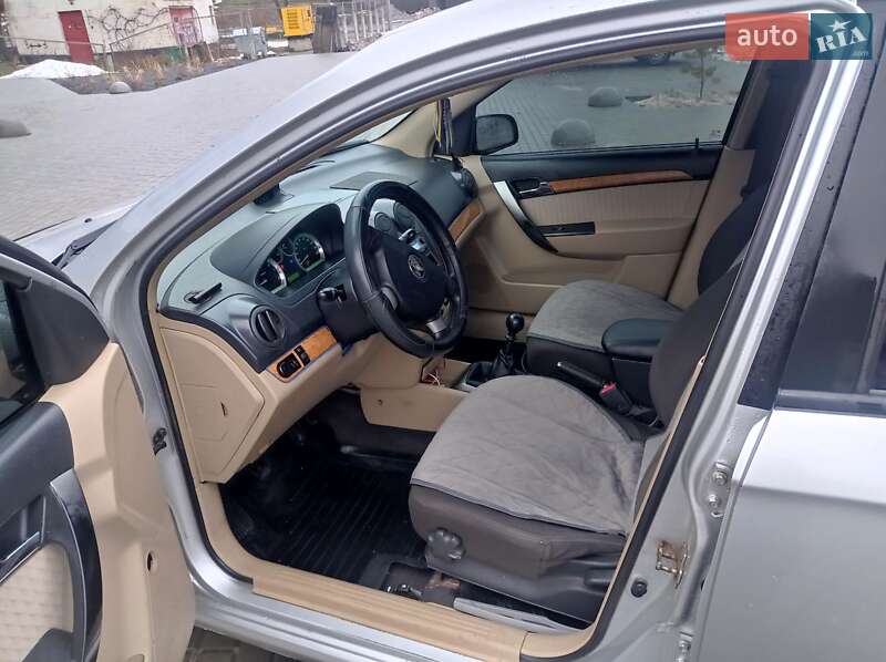 Седан Chevrolet Aveo 2007 в Хмельницком