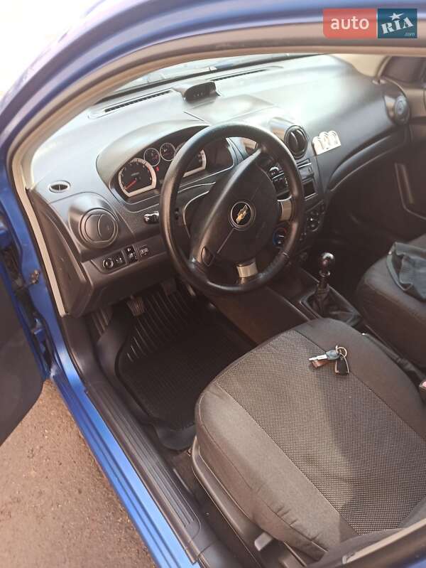 Седан Chevrolet Aveo 2008 в Полтаві