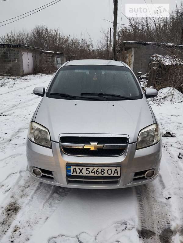 Седан Chevrolet Aveo 2007 в Чугуєві