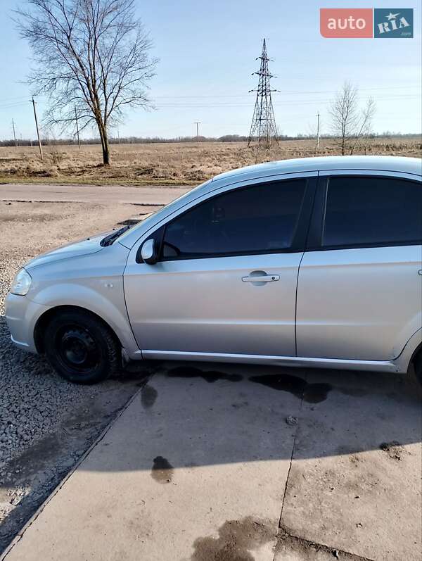 Седан Chevrolet Aveo 2008 в Варве