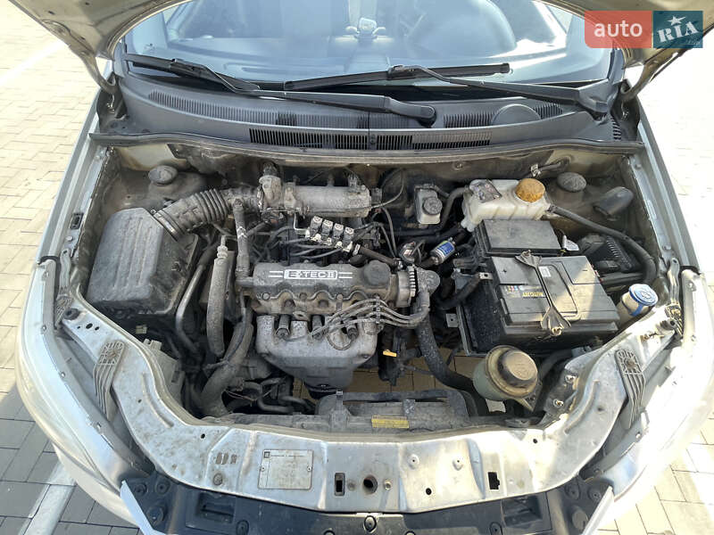 Хэтчбек Chevrolet Aveo 2008 в Ивано-Франковске