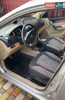 Седан Chevrolet Aveo 2008 в Люботине