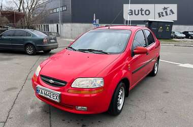 Седан Chevrolet Aveo 2005 в Киеве