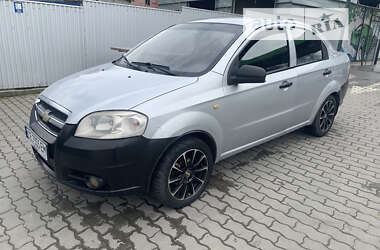 Седан Chevrolet Aveo 2007 в Черновцах