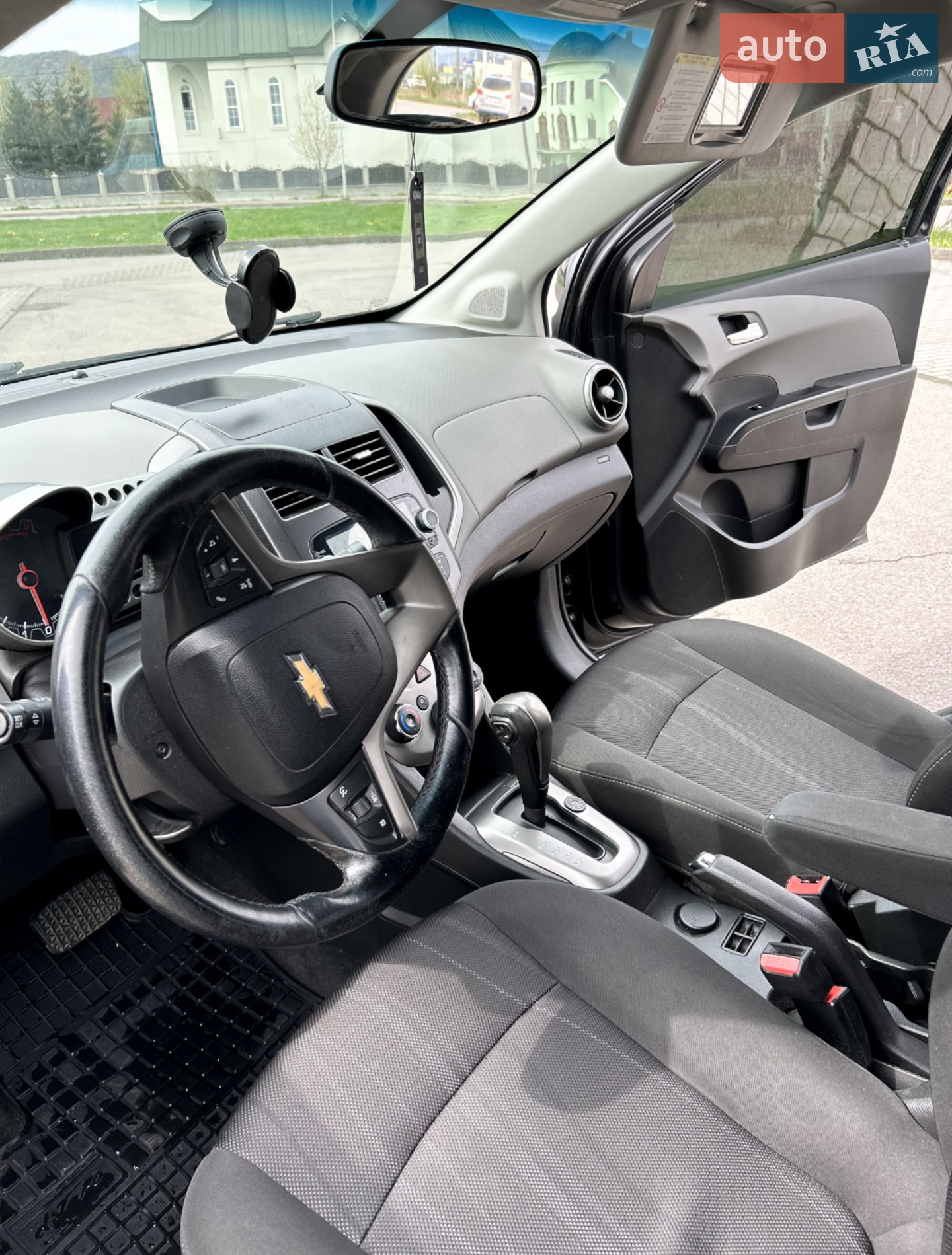 2012 Chevrolet Aveo - мініатюра 14