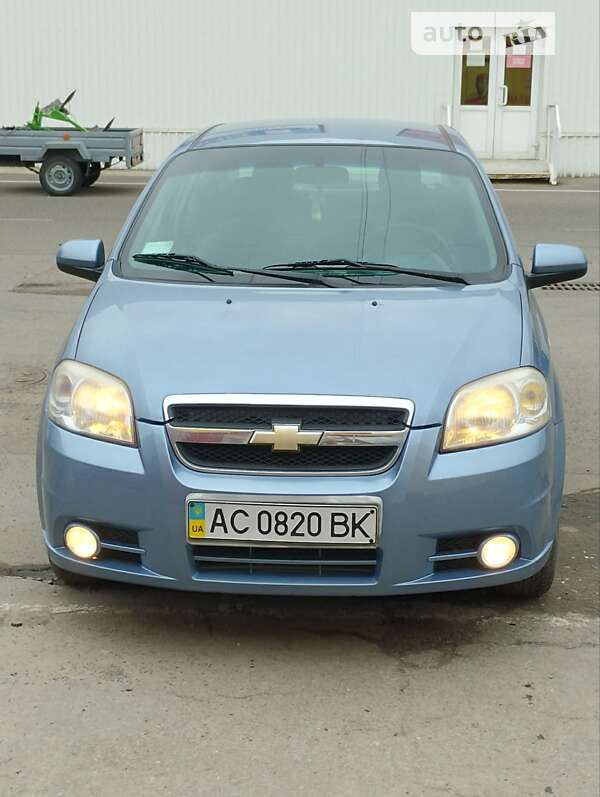 Седан Chevrolet Aveo 2006 в Луцке